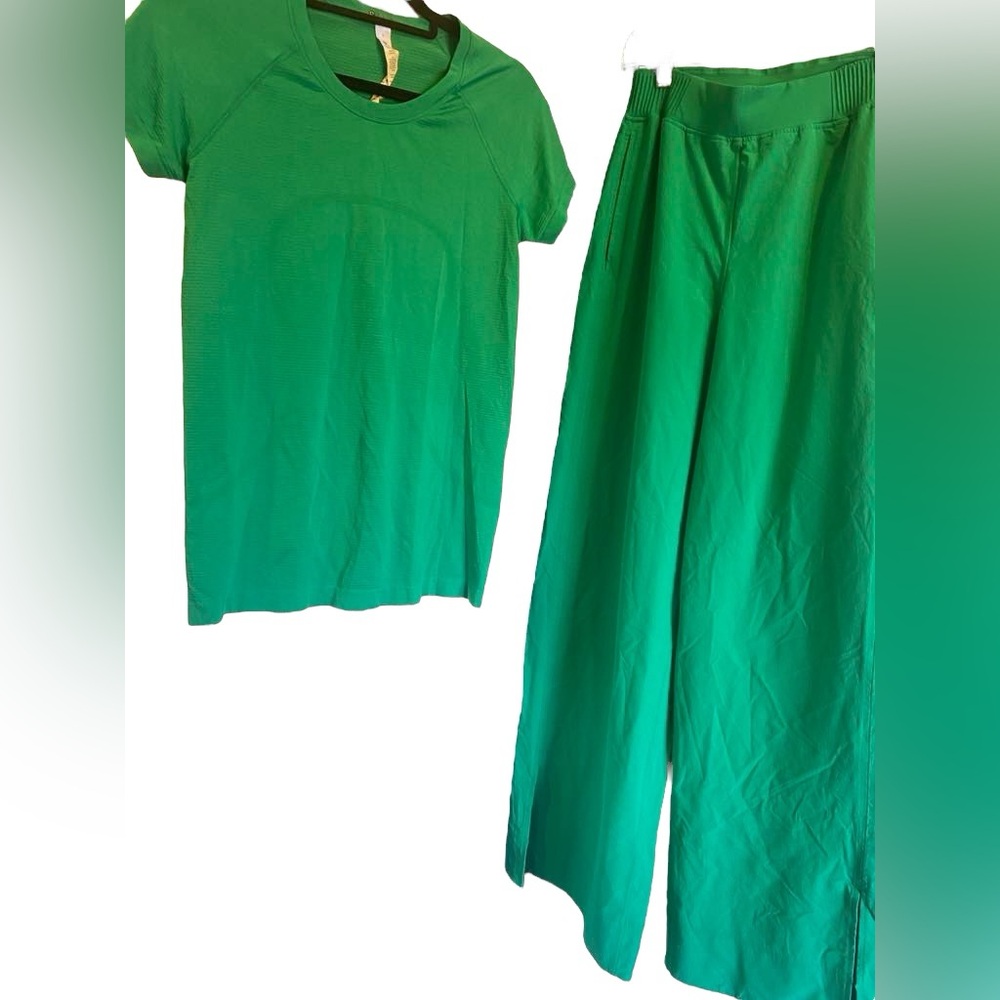 Lululemon Athletica Vibrant Green Matching Set
